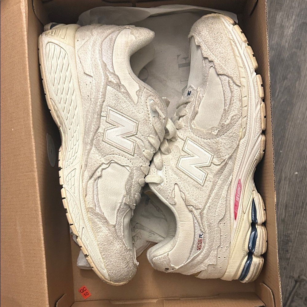 New Balance Off-White Textured Sneakers